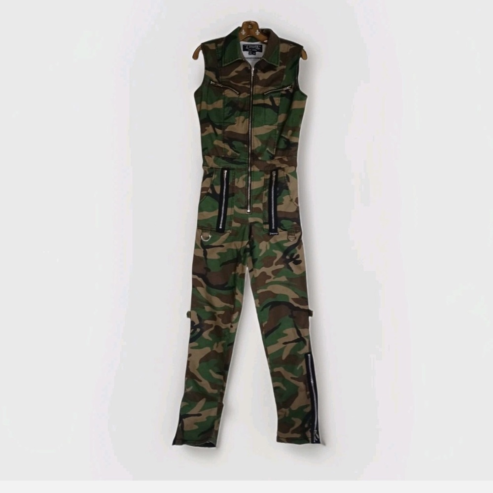 Vintage Tripp NYC Camouflage Sleeveless Denim Jumpsuit. Size w